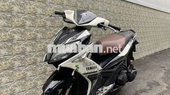 Nouvo LX 135 màu trắng zin êm