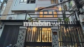 Cho thuê nhà 499/ Sư Vạn Hạnh. DT: 6x20m. Nhà trệt, 3 lầu. Giá 25tr