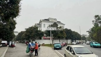 Bán biệt thự khu cao cấp Vinhomes Riverside, Long Biên, Hà Nội