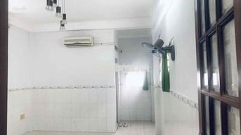 CHO THUÊ PHÒNG MÁY LẠNH CHUNG CHỦ TẦNG RIÊNG GẦN ĐẦM SEN