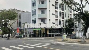 bán Tòa căn hộ 2 mặt tiền đường 15m gần  biển Nguyễn Tất Thành