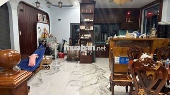 Bán Biệt Thự khu Tên Lửa DT 8x21. 2 Tấm Ngay Công Viên Giá 23,5 Tỷ