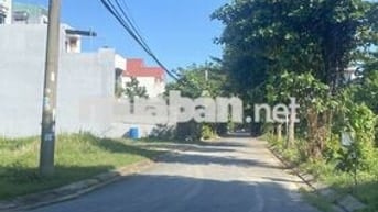 Đất biển Bàu Mạc Liên Chiểu dt 107.5m đường 5.5 lề 3m giá 4tỷ920