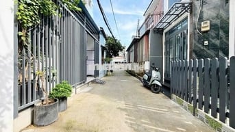 NHÀ 2 MẶT TIỀN HẺM XE HƠI PHAN HUY ÍCH, P.12, Q.GV, HCM 4.57 TỶ