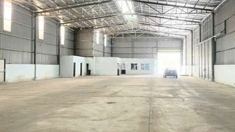 CHO  THUÊ  KHO  XƯỞNG ( 360m2) XÃ LÊ MINH XUÂN. HUYỆN  BÌNH  CHÁNH