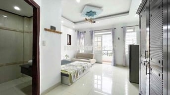 Chung cư mini rộng hơn 35m2 bancol ngay trung tâm NGUYỄN VĂN CỪ