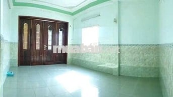 Phòng 30m2 trong nhà nguyên căn Q11