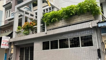 Bán nhà ngay mặt tiền Cao Thắng, p3,q3.DT;7,5x9, 1tr3l, giá:27 tỷ