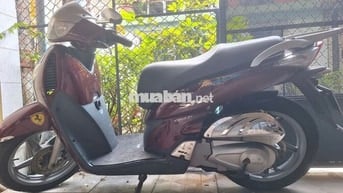 Xe SH màu mận đỏ