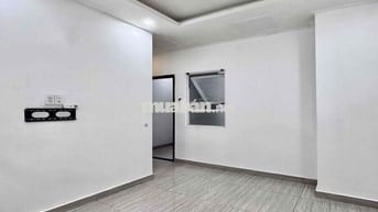 Phòng mới sẵn máy lạnh , máy giặt - sấy ngay Chu Văn An - Đinh Bộ Lĩnh