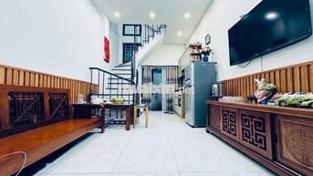 Nhà 5 tầng,40m  Phố Lụa – Vị trí đắc địa, full nội thất, nhỉnh 7 tỷ