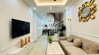 SIÊU PHẨM TÂY MỖ - OTO ĐỖ CỔNG - FULL NỘI THẤT - GẦN PHỐ KINH DOANH
