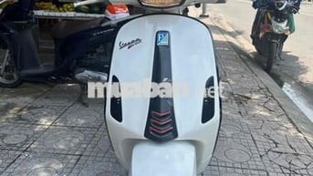 Xe vecpa đèn vuông chính chủ bao kí