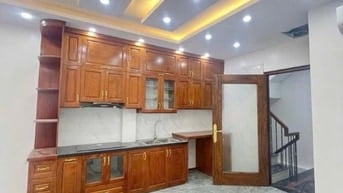 🏢 BÁN NHÀ HOÀNG QUỐC VIỆT – NHÀ 6 TẦNG THANG MÁY – KINH DOANH ĐỈNH CA