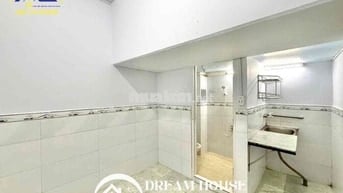 STUDIO MINI Ở 1 NGƯỜI MÁY LẠNH NGAY TRỆT NVS RIÊNG CẠNH HUIT
