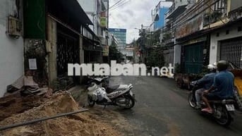 cho thuê lam vp,kho,cty 8,2m dài 22m nở hậu 9.2m