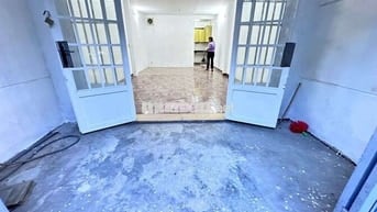 6tr chốt cọc 1thang nhà nguyên căn hẻm 7m thông dt 4,2❌13 trệt 1 lửng