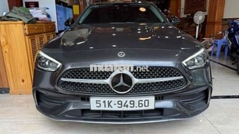 Mercedes Benz C Class 2022 C300 AMG - 9000 km