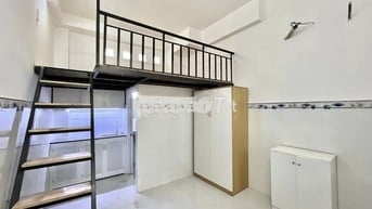Phòng Gác lửng _ Mới 100% _ Nội thất cơ bản  _ Miễn phí giữ XE Tháng