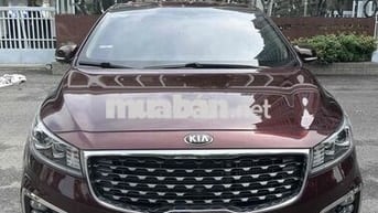 Kia Sedona 2019 - 890000 km