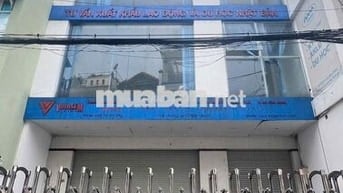NHÀ CHO THUÊ MT ĐỘC LẬP_ 6X18M_ TRỆT 3 LẦU CÓ THANG MÁY. SẴN MÁY LẠNH.