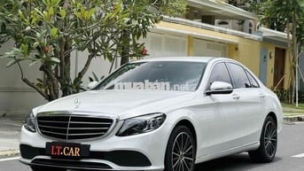Mercedes C200 Exclusive model 2022