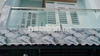 Bán Nhà Trệt Lầu. ngay Trường Phan Chu Trinh. P16. chỉ 4.55