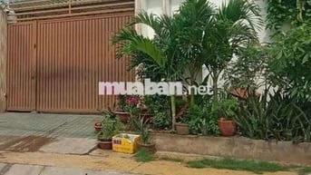 Biệt thự 1/Bà Triệu-Tân Xuân-Hóc Môn.Dt 10x37~369m2~2 tấm+ST~12,5ty
