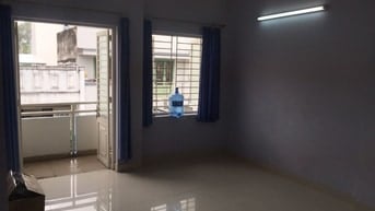 Cần cho thuê phòng, hẻm đối diện Đại học Bách khoa.