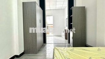 CĂN HỘ 1PN - Bancol siu thoáng.Full nội thất,NGAY ĐH VĂN HIẾN. FREE Xe