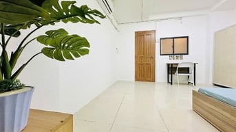 Phòng căn hộ đủ nội thất siêu đẹp - 71 Hồ Bá Kiện Q.10 Gần Bách Khoa