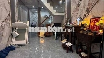 Cho Thuê Nhà Nguyên Căn 2PN 2 WC Giá Rẻ Ngay Tại Trung Tâm Quận 7