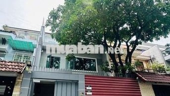 Cần cho thuê biệt thự mi ni nhỏ  P THT .Q12 .DT .7x15.  1 trệt 2 lầu
