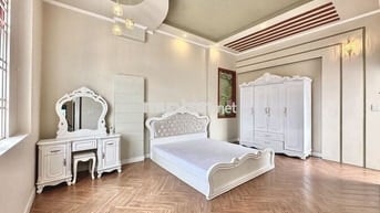 BÁN NHÀ GẦN ĐẠI HỌC Y DƯỢC 6mX18m