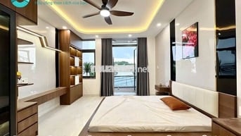 CHDV BAN CÔNG FULL NỘI THẤT LUXURY GẦN EMART PHAN HUY ÍCH