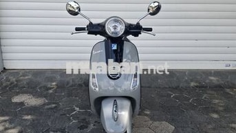 Bán xe Vespa LX 125 3Vie màu xám