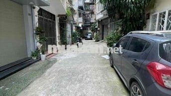 Bán nhà tập thể phố giải phóng oto đỗ cửa nhà đẹp 2 thoáng 80m T3 giá