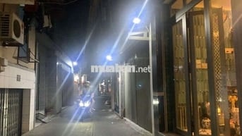 NHÀ VỊ TRÍ TIỆN KINH DOANH. ĐƯỜNG XE HƠI THÔNG. PHẠM THẾ HIỂN. P5. Q8.