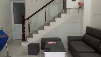 Cho Thuê Nhà 1 trệt lầu Khu Dân Cư Trần Quang Diệu