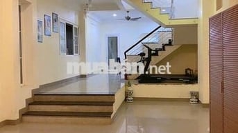 Tìm 1-2 bạn nữ ở ghép phòng trong nhà nguyên căn