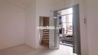 Cho Thuê Nhà Nguyên Căn 1 Trệt 2 Lầu 3WC ở đường Nguyễn Thái Bình