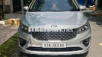 Kia Sedona 2019 Luxury D - 89000 km