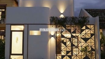 BÁN NHÀ THIẾT KẾ ĐẸP GIÁ RẺ NGAY SAU CHỢ BÌNH LỘC.