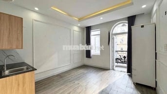 CHO THUÊ CĂN HỘ DẠNG STUDIO CÓ BANCOL LỚN FULL NỘI THẤT
