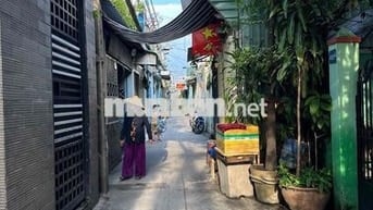 Bán nhà Quận 6, 1,98 Tỷ, Dtsd 36m2- sổ riêng- Hậu Giang