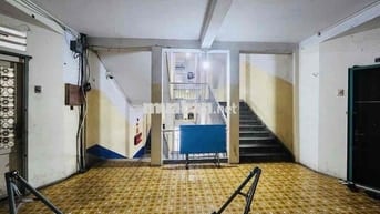 BÁN CHUNG CƯ ĐƯỜNG TRẦN KẾ XƯƠNG TẦNG 1 HAI MẶT THOÁNG CHỈ NHỈNH 2TỶ