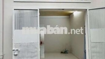 Kẹt tiền bán gấp nhà cấp 4 tiện xây mới dt 3×10 hẻm trước nhà 3m
