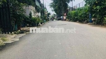 Bán Đất kinh Doanh có nhà cấp bốn ở sẳn