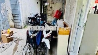 Mình cần bán gấp nhà mặt hẻm 20m2 x2,5 tầng,Bùi Xương Trạch