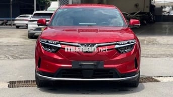 VinFast VF8 S 2024 mua pin, màu đỏ - 14000 km